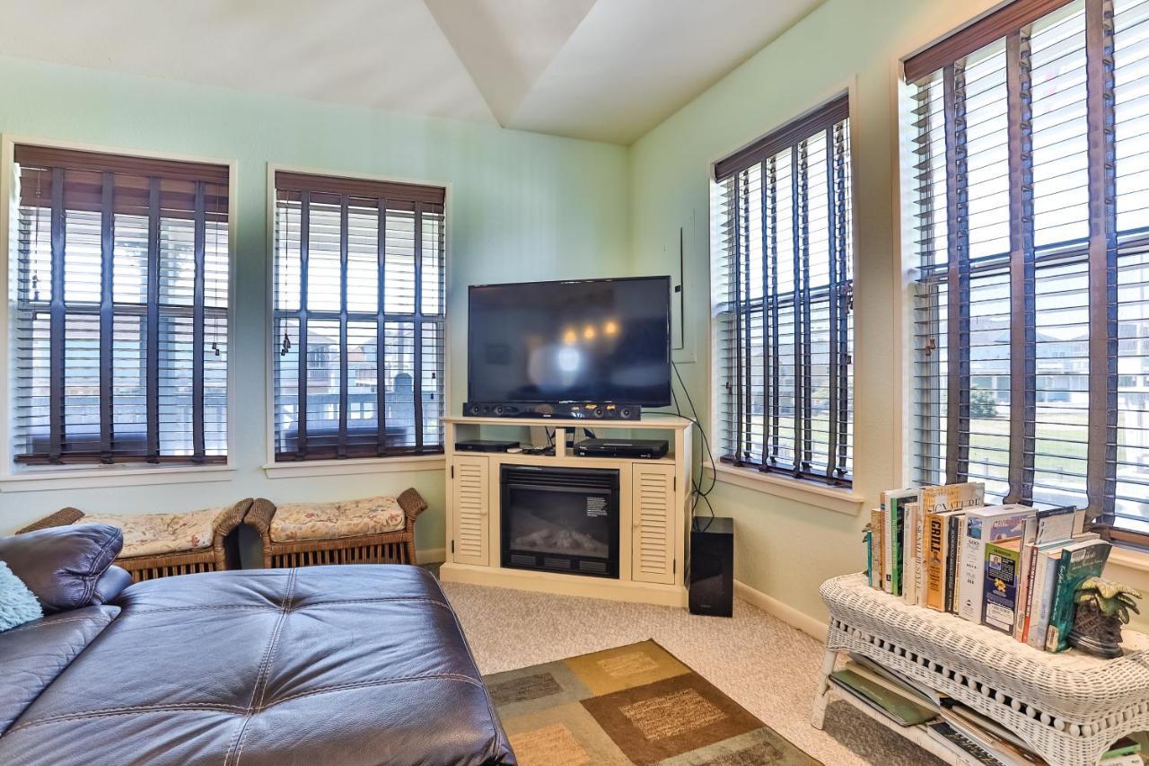 Escape From The Storm Villa Bolivar Peninsula Exterior photo